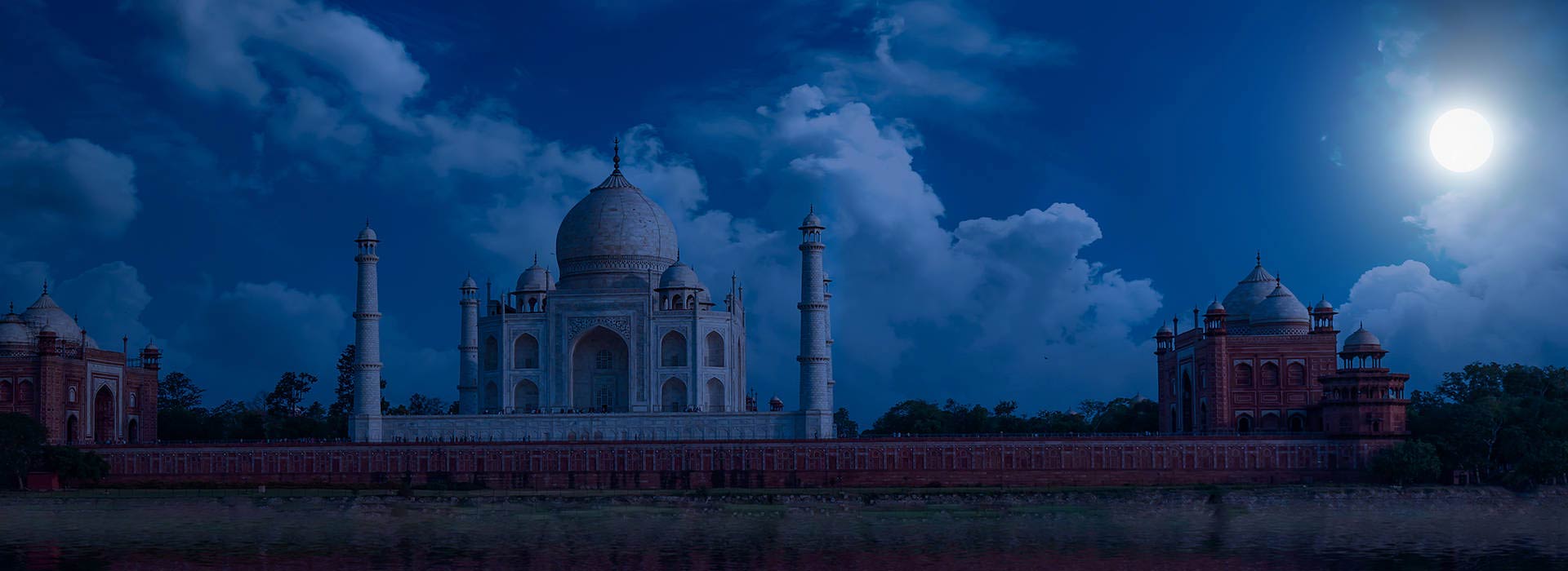 Taj Mahal Moonlight Tour